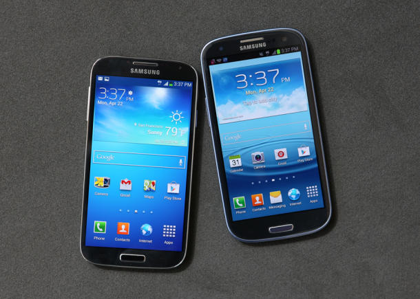 Samsung_Galaxy_S4_vs_galaxy_s3